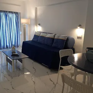 Seaside Apartment Quarteira