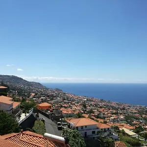  Casa de Férias The Hill View House